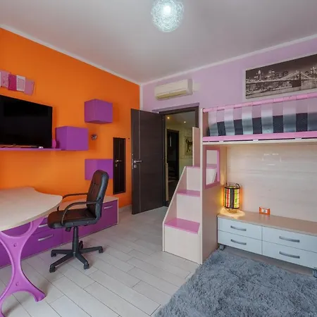 Incantu Apartment